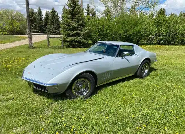 
								1968 Chevy Corvette C3 Sting-Ray complet									